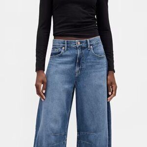 NWT GAP High Rise Horseshoe Jeans, Size 28